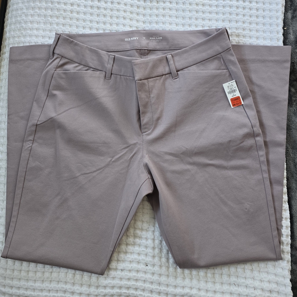 Old Navy Women's Pixie Flare